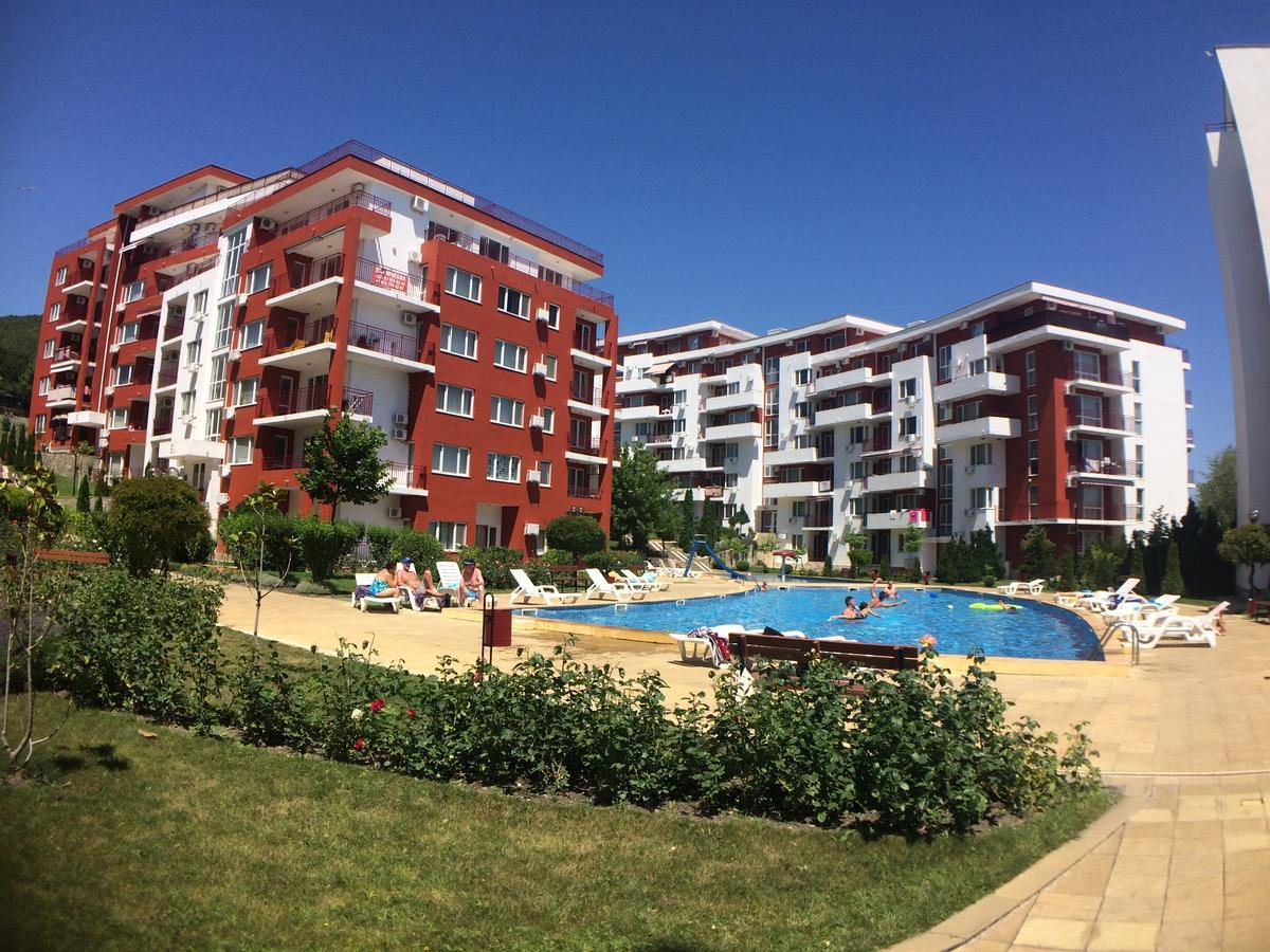 Marina Panorama Grand Resort Private Apartments Sveti Vlas Exterior foto